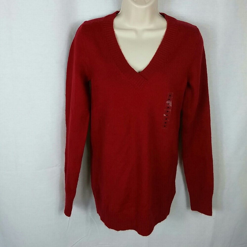 NWT maroon Gap sweater‎ M